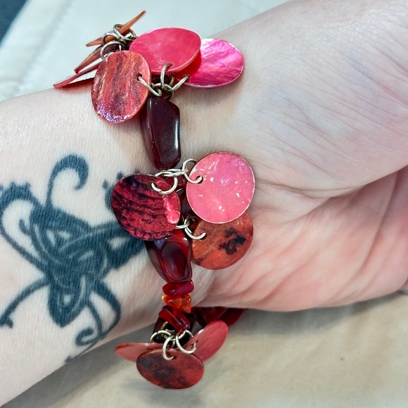 2/$15 Round Red shell discs stones/nuggets & rectangular beads stretchy bracelet - Picture 7 of 11